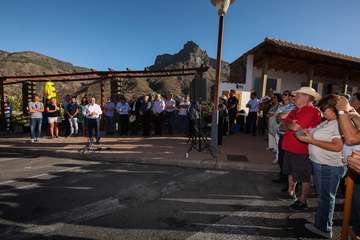 Una escultura del teldense Luis Arencibia Betancor homenajea a Néstor Álamo en Tejeda (Foto TA)