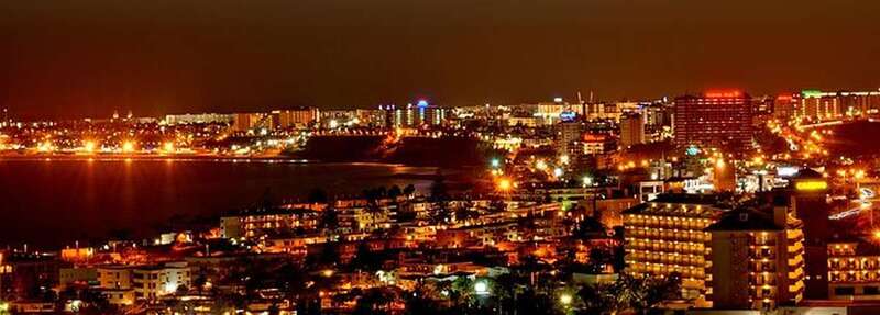 Vista nocturna de Playa del Inglés (Foto TA)