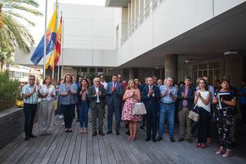 Minuto de silencio en el Cabildo de Gran Canaria