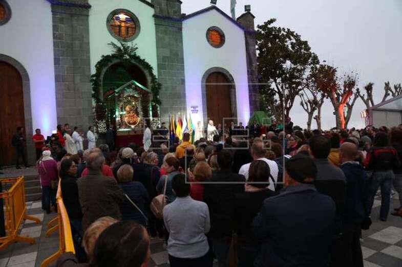Imagen de la Virgen del Pino a su llegada a Valleseco (Foto TA)