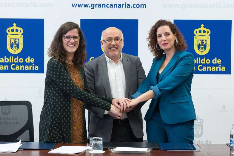 El Cabildo y el Instituto Canario de Igualdad firman un convenio que garantiza las partidas de cuatro años (Foto TA)