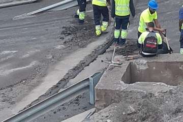 Trabajos de reparación del derrumbe en la GC-1 a la altura del Tívoli, en imágenes captadas por un colaborador de TA (Foto M. A. Santana)