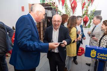 Brindis navideño del Cabildo con los medios de comunicación (Foto TA)
