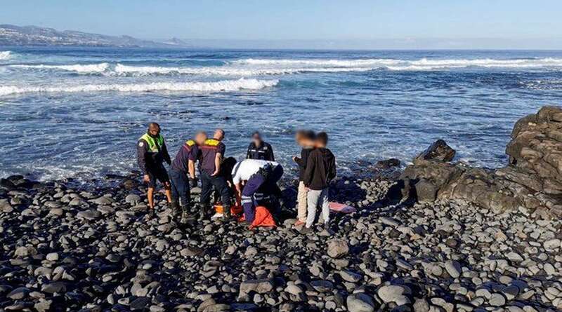 Momento en que el joven es atendido (Foto TA)