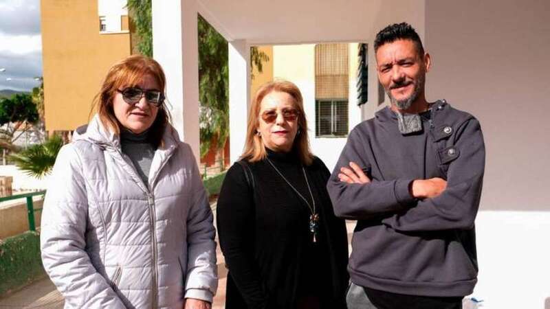 Jenny Esteban, Julia Ramírez y Orlando Ramos, tres de los vecinos afectados (Foto Canarias7 / Cober)