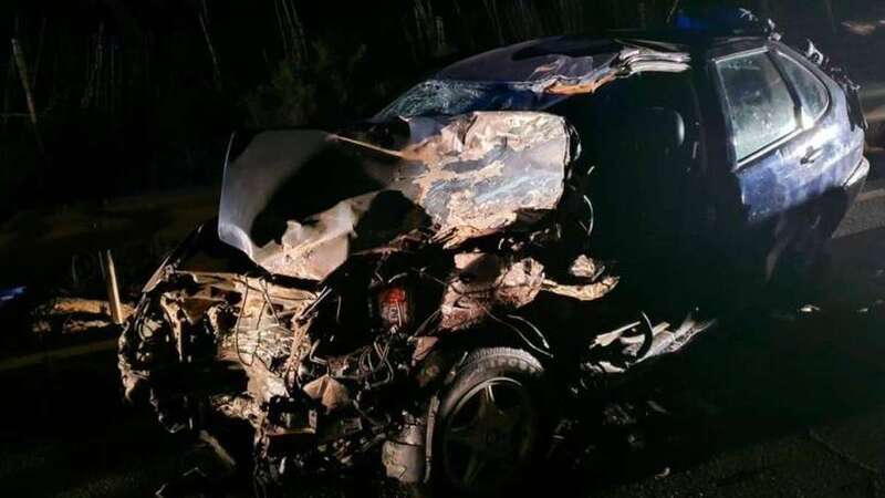 Turismo y camión chocaron frontalmente (Foto Canarias7)