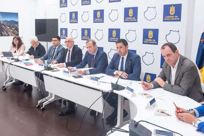 El alcalde Héctor Suárez acudió en representación de Telde (Foto TA)