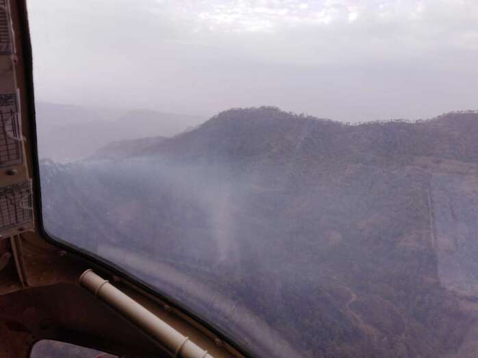 Imagen del incendio desde el aire (Foto TA)