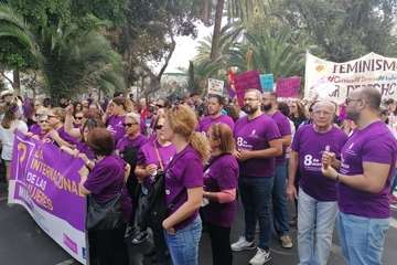 Marcha imparable por la igualdad en la capital grancanaria (Foto Antonio Alí y TA)