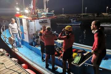 Búsqueda de la cuarta persona que estaba en apuros en aguas de Agaete (Foto TA)
