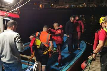 Búsqueda de la cuarta persona que estaba en apuros en aguas de Agaete (Foto TA)