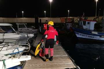 Búsqueda de la cuarta persona que estaba en apuros en aguas de Agaete (Foto TA)