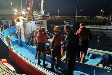 Búsqueda de la cuarta persona que estaba en apuros en aguas de Agaete (Foto TA)