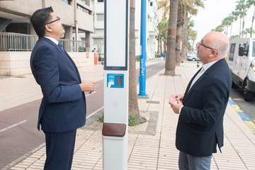 El Cabildo dota de pantallas con información en tiempo real a 14 paradas de Telde (Foto TA)