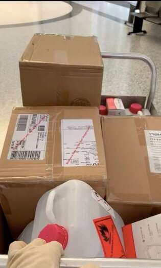 Material de uso sanitario recogido (Foto TA)