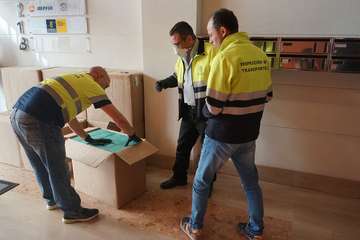 El sector del transporte de Gran Canaria comienza a recibir mascarillas (Foto Acfi Press)