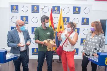 El Cabildo dedicó hoy el Día del Medio Ambiente al nuevo problema de la contaminación originada por el plástico (Foto TA)
