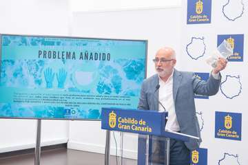 El Cabildo dedicó hoy el Día del Medio Ambiente al nuevo problema de la contaminación originada por el plástico (Foto TA)
