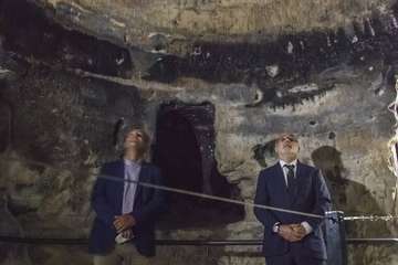 Gran Canaria inaugura la réplica de la cueva de Risco Caído (Foto Acfi Press)