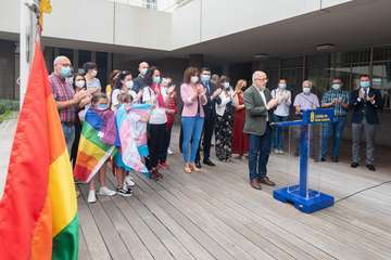  El Cabildo de Gran Canaria iza la bandera arcoíris y se suma al Día del Orgullo (Foto TA)
