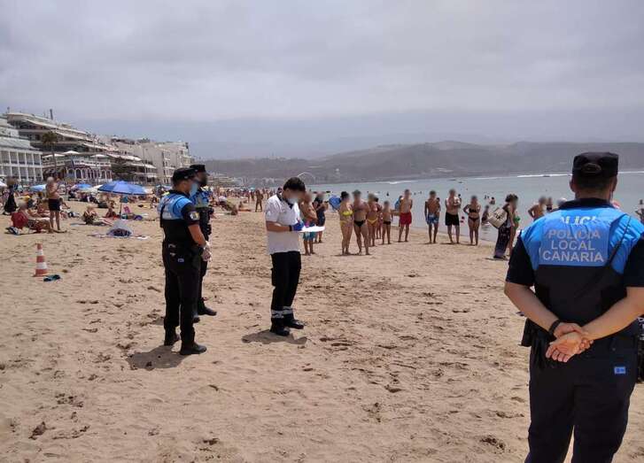 Imagen del suceso ocurrido en Las Canteras (Foto Policía Local de Las Palmas de GC)