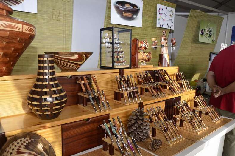 Puesto de artesanía/TA.