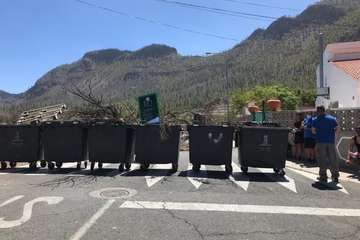 Vecinos de Tunte plantan barricadas para impedir el alojamiento de inmigrantes/MA/CA y TA.