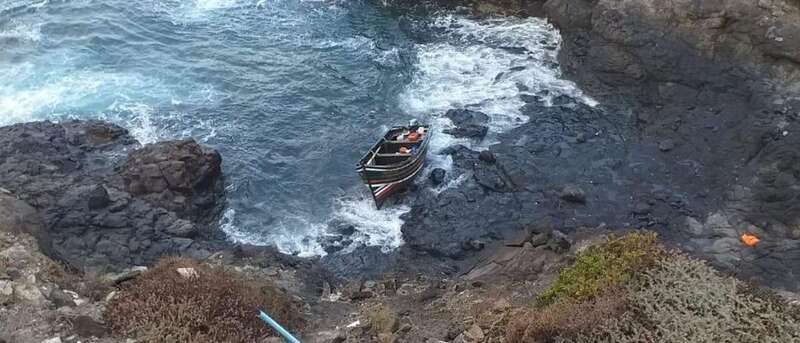 Patera en la que arribaron los inmigrantes/TA.