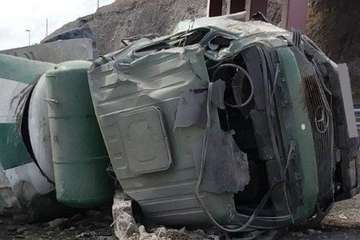 Espectacular vuelco de una hormigonera en la GC-3, a la altura de Siete Palmas/TA.