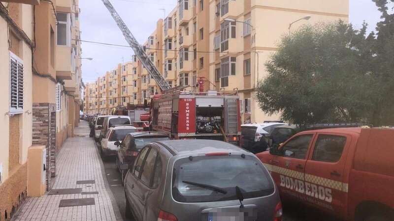 El incendio tuvo lugar en una vivienda de la calle Jaime Torrente Ballester (Foto TA)