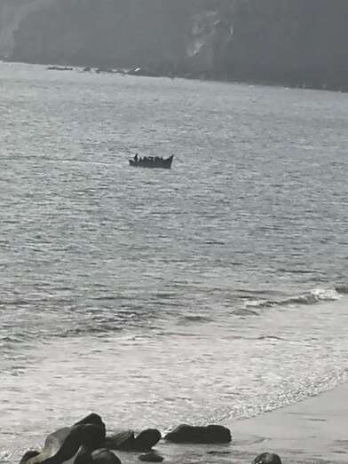 Imagen de una patera llegando a la costa sur de Gran Canaria/TA.
