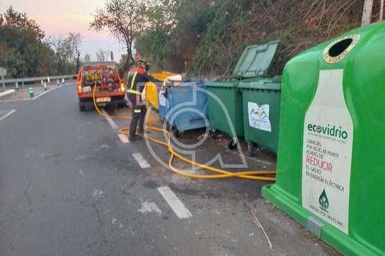 Arde un contenedor de residuos en Valsequillo/TA.
