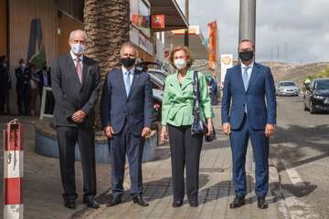 Visita de la reina Sofia al Banco de Alimentos de Las Palmas de Gran Canaria/Acfi Press.