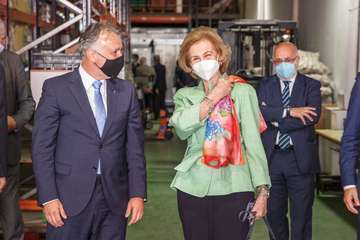 Visita de la reina Sofia al Banco de Alimentos de Las Palmas de Gran Canaria/Acfi Press.