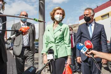 Visita de la reina Sofia al Banco de Alimentos de Las Palmas de Gran Canaria/Acfi Press.