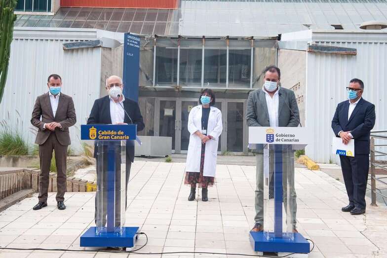 Momento del anuncio de la entrega y del proyecto de ampliación del Complejo Materno Insular/TA.