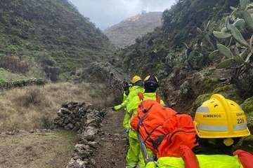 Labores de rescate de los cadáveres/TA y C7.