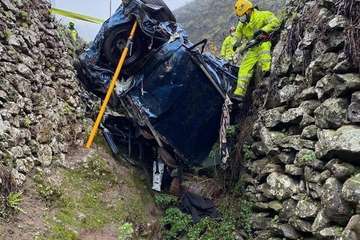 Labores de rescate de los cadáveres/TA y C7.