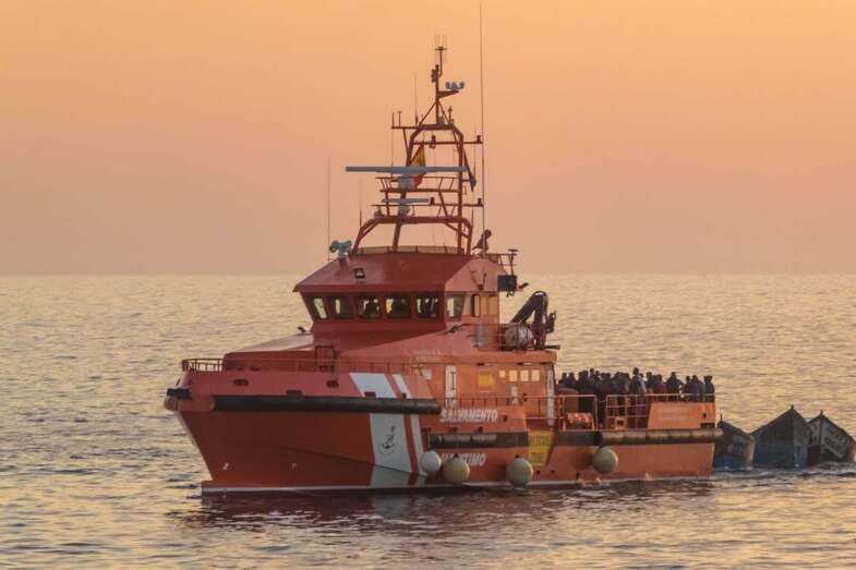 Imagen de archivo de la llegada de una embarcación de Salvamento Marítimo a Arguineguín/Antonio Rico.