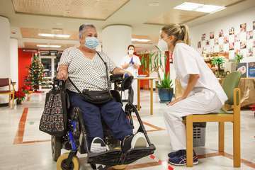 Primeras vacunas en Gran Canaria/Acfi Press.