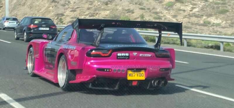 Vehículo exclusivo que circulaba de forma temeraria/TA.