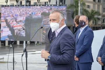  La pasarela â€˜Onda Atlánticaâ€™, el nuevo icono de la ciudad que une las dos orillas del istmo/Acfi Press.