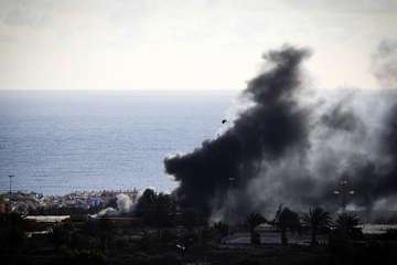  Incendio en una nave industrial de El Burrero, visible desde Telde/TA y Jessica Santana.