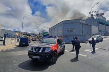 En llamas una antigua panificadora en Las Torres/TA.