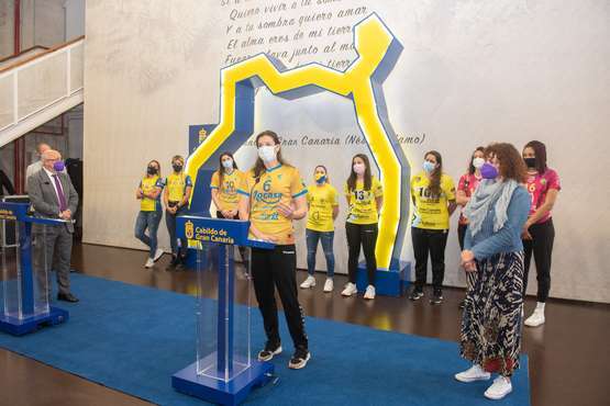 El Cabildo de Gran Canaria garantiza su apoyo al deporte femenino para poner fin a la discriminación que sufre/TA.