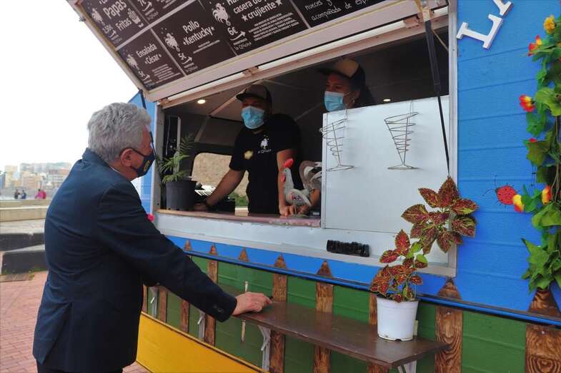 Los puestos cuentan con todas las medidas de seguridad e higiene necesarias para garantizar la seguridad de los ciudadanos / TA