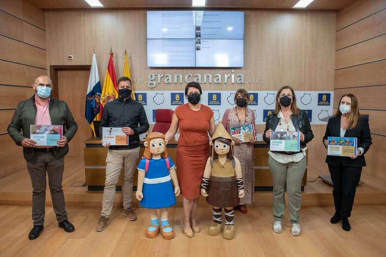 Abarca juegos tradicionales, oficios, Finados o la Navidad, todo con apuntes gastronómicos / TA