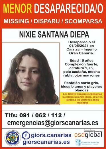 Cartel con los datos de la niña/TA.