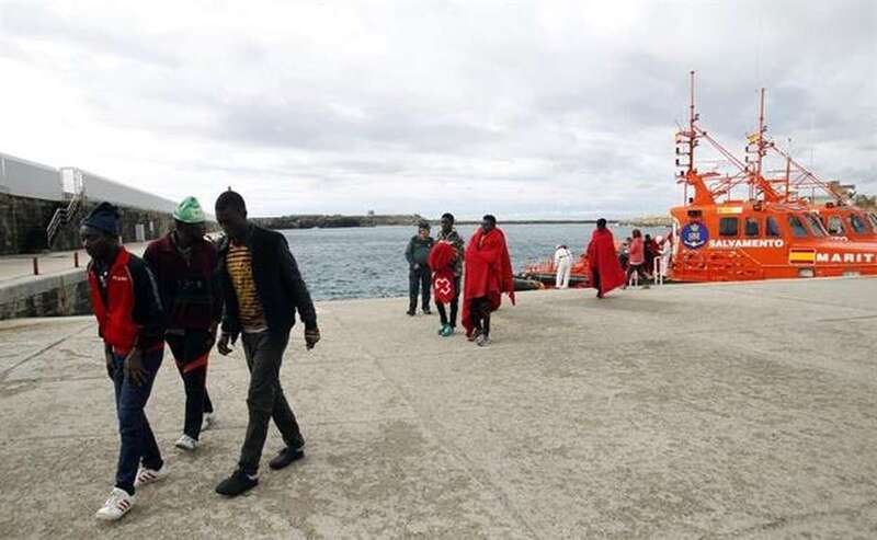 Imagen de archivo de la llegada de inmigrantes/C7.