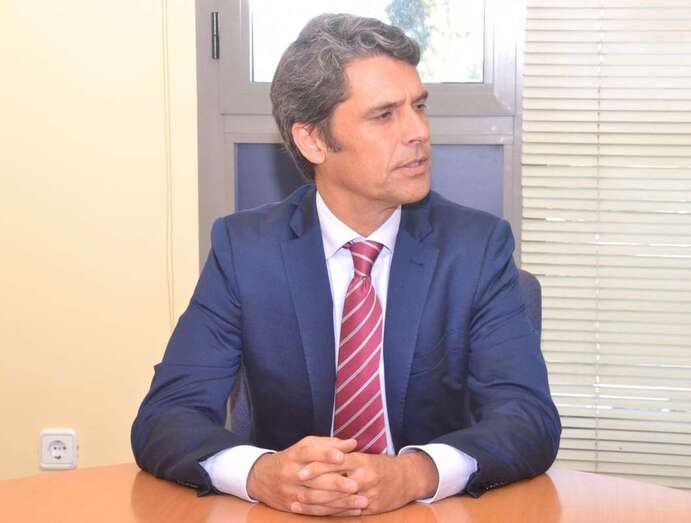 Imagen de archivo de Enrique Hernández Bento en un acto en Telde durante su etapa como delegado del Gobierno / TA